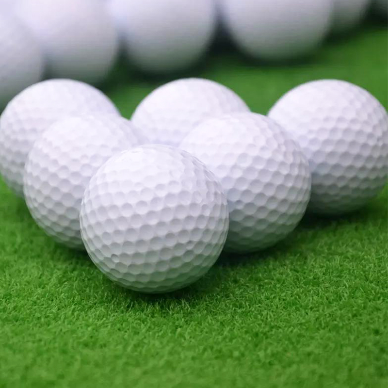 직업적인 훈련을 위한 경기를 위한 고품질 백색 색깔 4개 조각 토너먼트 우레탄 골프 공
